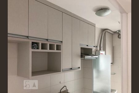 Cozinha de apartamento para alugar com 2 quartos, 75m² em Centro, Osasco