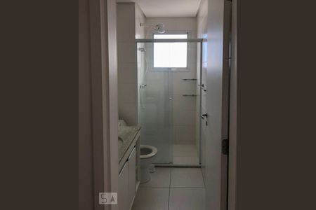 Banheiro de apartamento para alugar com 2 quartos, 75m² em Centro, Osasco