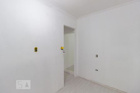 Quarto  de casa à venda com 2 quartos, 80m² em Vila Cavaton, São Paulo