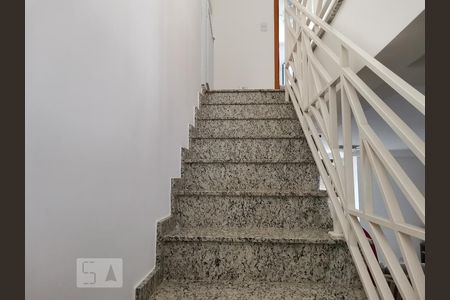 Escada de casa à venda com 3 quartos, 148m² em Jardim Monte Kemel, São Paulo