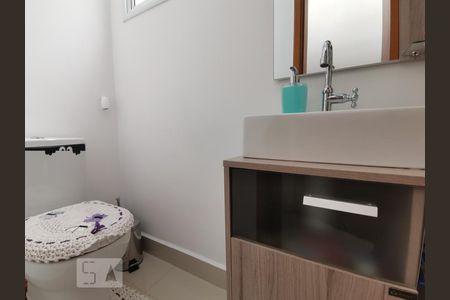 Lavabo de casa à venda com 3 quartos, 148m² em Jardim Monte Kemel, São Paulo