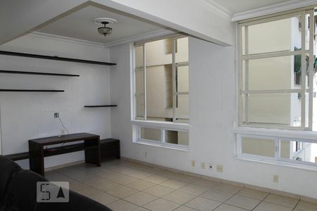 Sala de apartamento para alugar com 2 quartos, 99m² em Laranjeiras, Rio de Janeiro