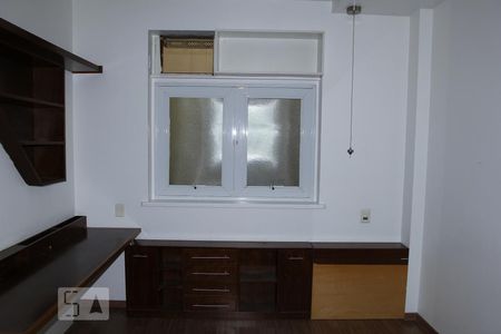 Quarto 2 de apartamento para alugar com 2 quartos, 99m² em Laranjeiras, Rio de Janeiro