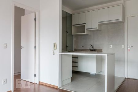 Sala e Cozinha de apartamento à venda com 1 quarto, 39m² em Pinheiros, São Paulo