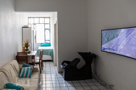 Apartamento à venda com 45m², 1 quarto e sem vagaSala