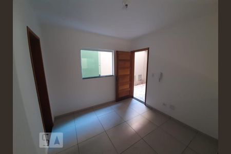 Sala de casa à venda com 2 quartos, 42m² em Vila Nhocuné, São Paulo