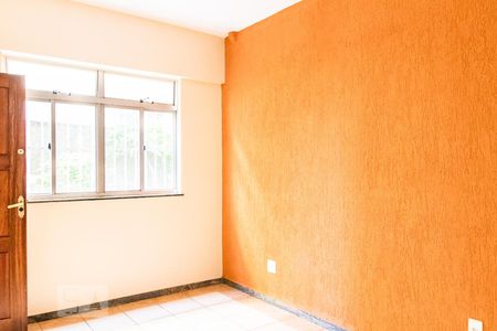 Sala de apartamento para alugar com 3 quartos, 110m² em Serrano, Belo Horizonte