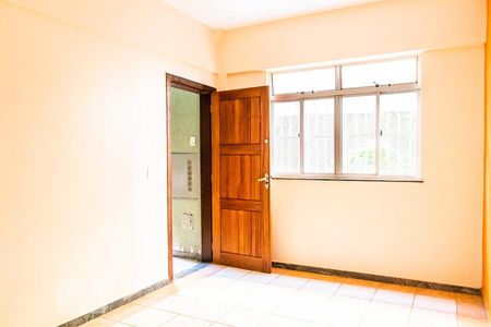 Sala de apartamento para alugar com 3 quartos, 110m² em Serrano, Belo Horizonte