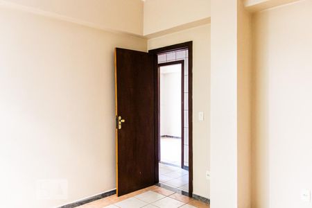 Quarto 1 de apartamento para alugar com 3 quartos, 110m² em Serrano, Belo Horizonte