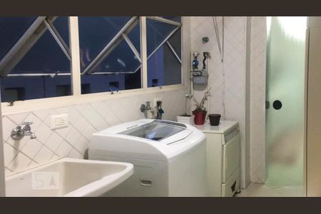 Apartamento para alugar com 296m², 4 quartos e 4 vagas Apartamento para alugar com 296m², 4 quartos e 4 vagasÁREA DE SERVIÇO