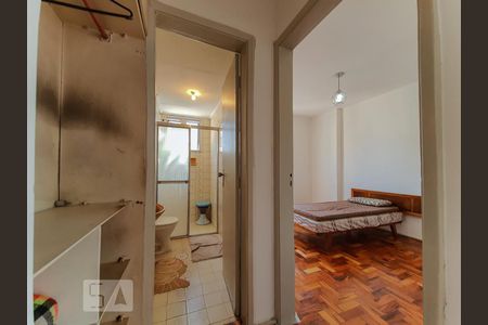 Banheiro Corredor de apartamento à venda com 1 quarto, 50m² em Bela Vista, São Paulo