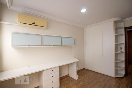 Quarto 1 de apartamento para alugar com 3 quartos, 74m² em Recreio dos Bandeirantes, Rio de Janeiro