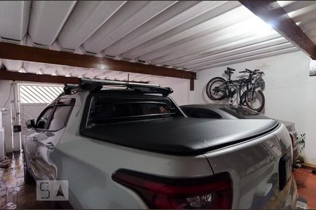 Garagem de casa à venda com 3 quartos, 140m² em Jardim Satélite, São Paulo