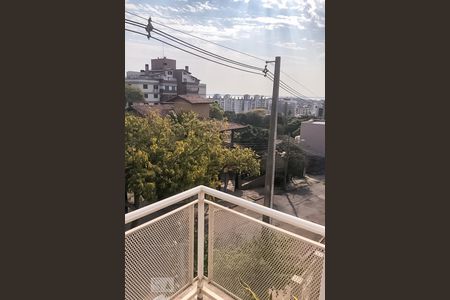 Sacada de casa à venda com 3 quartos, 180m² em Tristeza, Porto Alegre