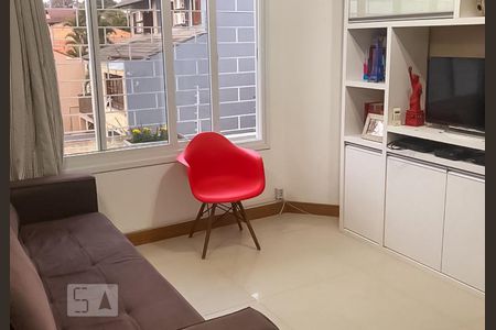 Sala de casa à venda com 3 quartos, 180m² em Tristeza, Porto Alegre