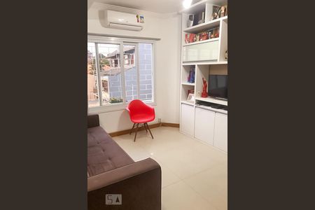 Sala de casa à venda com 3 quartos, 180m² em Tristeza, Porto Alegre