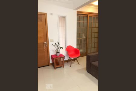 Sala de casa à venda com 3 quartos, 180m² em Tristeza, Porto Alegre