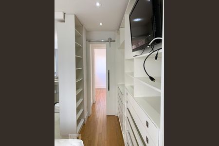 Closet de apartamento para alugar com 2 quartos, 79m² em Vila Leopoldina, São Paulo