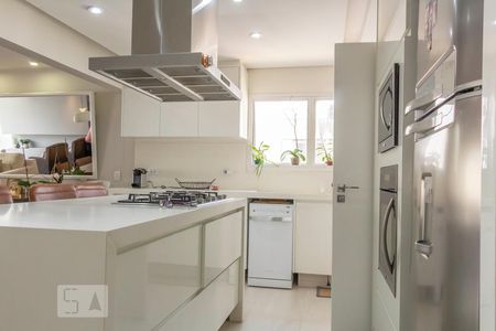 Cozinha de apartamento para alugar com 3 quartos, 136m² em Vila Progredior, São Paulo