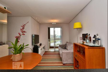 Sala de apartamento à venda com 3 quartos, 70m² em Jaguaré, São Paulo