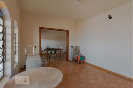 Sala de casa para alugar com 8 quartos, 400m² em Jardim do Lago, Campinas