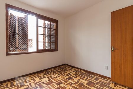 Dormitório de apartamento à venda com 2 quartos, 80m² em Jardim Floresta, Porto Alegre