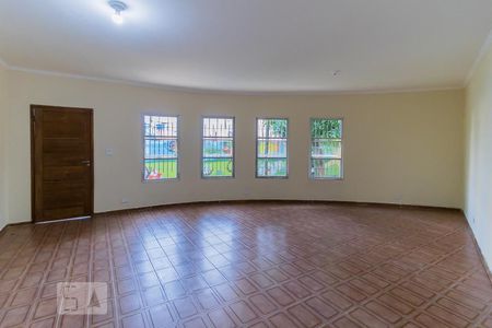 Sala de casa para alugar com 3 quartos, 194m² em Jardim Ivone, São Paulo