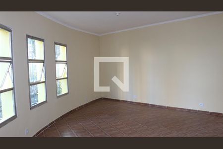 Sala de casa para alugar com 3 quartos, 250m² em Jardim Ivone, São Paulo