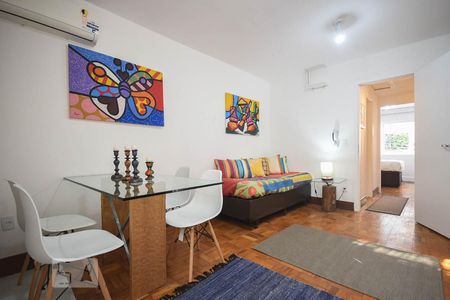 Sala de apartamento para alugar com 1 quarto, 50m² em Paineiras do Morumbi, São Paulo