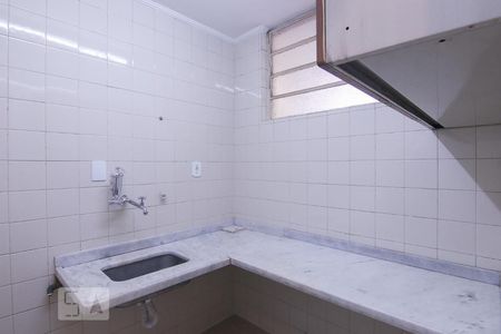 Cozinha de apartamento para alugar com 1 quarto, 44m² em Perdizes, São Paulo