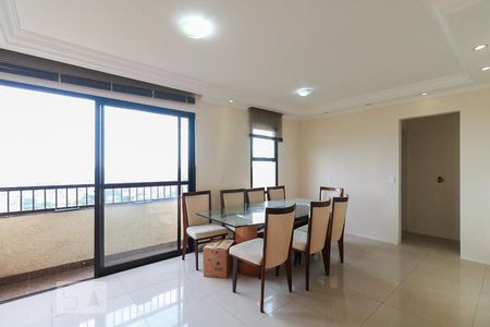 Sala de apartamento à venda com 2 quartos, 70m² em Jaguaribe, Osasco