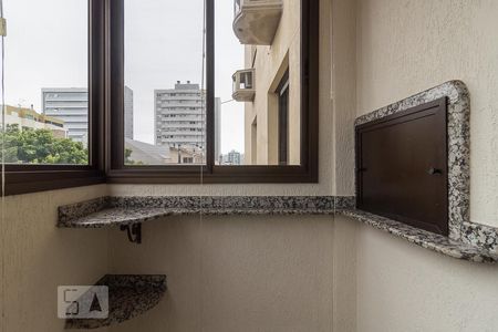 Churrasqueira de apartamento à venda com 2 quartos, 84m² em Passo da Areia, Porto Alegre