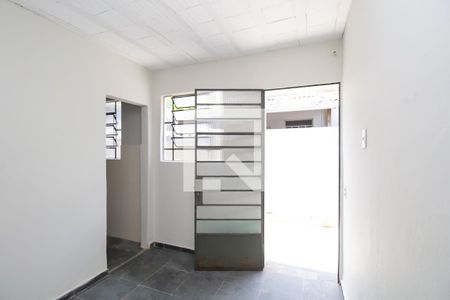 Sala de casa para alugar com 2 quartos, 65m² em Santa Tereza, Belo Horizonte