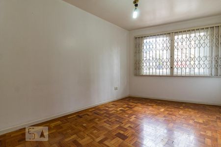 Sala/Quarto de kitnet/studio para alugar com 1 quarto, 29m² em Auxiliadora, Porto Alegre