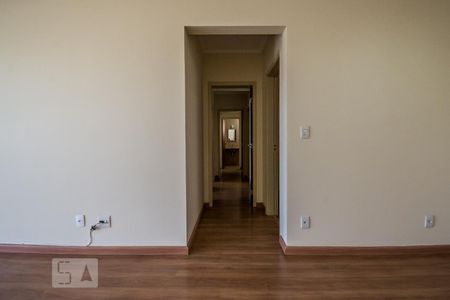 Sala de apartamento para alugar com 3 quartos, 105m² em Vila Estanislau, Campinas