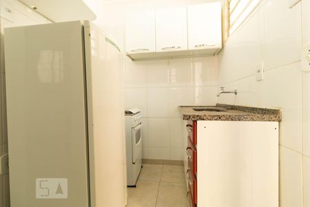 Cozinha de kitnet/studio para alugar com 1 quarto, 30m² em Cidade Universitária, Campinas