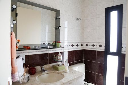 Lavabo de apartamento à venda com 4 quartos, 478m² em Vila Alexandria, São Paulo