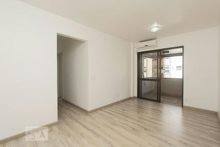 SALA de apartamento à venda com 2 quartos, 71m² em Mont Serrat, Porto Alegre