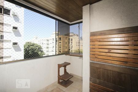 VARANDA C/ CHURRASQUEIRA de apartamento à venda com 2 quartos, 71m² em Mont Serrat, Porto Alegre