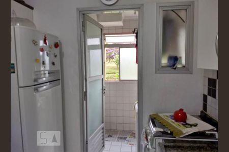 Cozinha de apartamento à venda com 3 quartos, 80m² em Jardim Paraíso, São Paulo