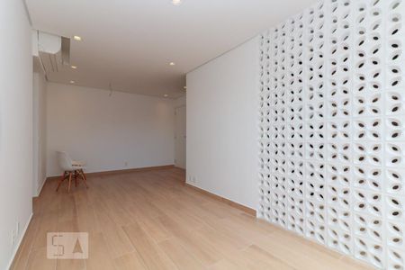 Sala de apartamento para alugar com 2 quartos, 57m² em Pinheiros, São Paulo