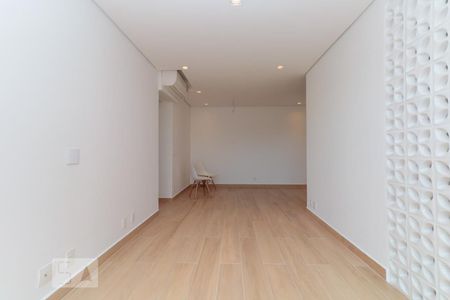 Sala de apartamento para alugar com 2 quartos, 57m² em Pinheiros, São Paulo