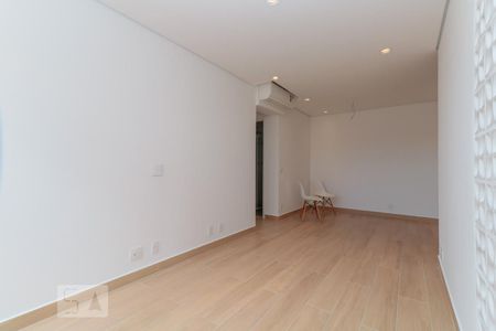 Sala de apartamento para alugar com 2 quartos, 57m² em Pinheiros, São Paulo