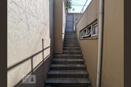 Escada de casa à venda com 4 quartos, 400m² em Jardim Leonor, São Paulo