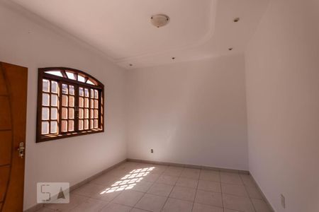 Sala de casa para alugar com 4 quartos, 540m² em Vila Jardim Leblon, Belo Horizonte