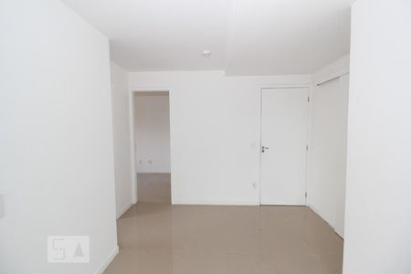 Sala de apartamento para alugar com 2 quartos, 49m² em Todos Os Santos, Rio de Janeiro