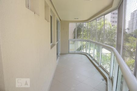 Varanda de apartamento à venda com 3 quartos, 98m² em Jacarepaguá, Rio de Janeiro