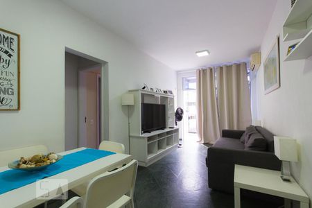 Apartamento à venda com 80m², 2 quartos e 1 vagaSala