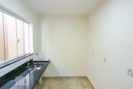 Cozinha de kitnet/studio para alugar com 1 quarto, 28m² em Vila Prudente, São Paulo