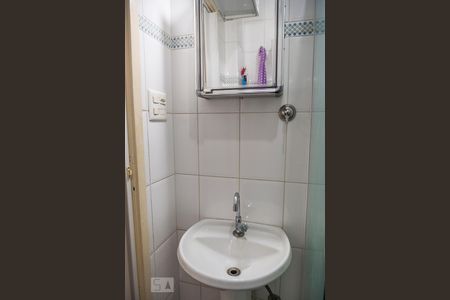 Banheiro de apartamento para alugar com 1 quarto, 28m² em Copacabana, Rio de Janeiro